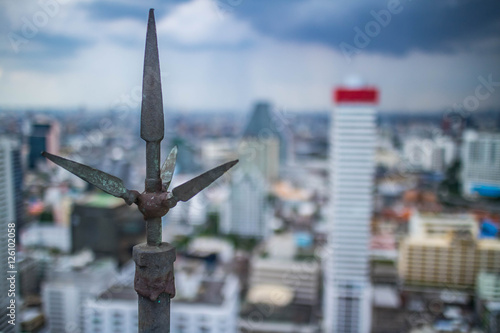 Foto Lightning rod on the rooftop.
