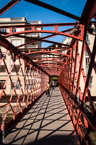 Rote Brücke in Girona