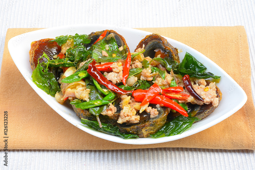 Fried basil with pork and preserved egg
