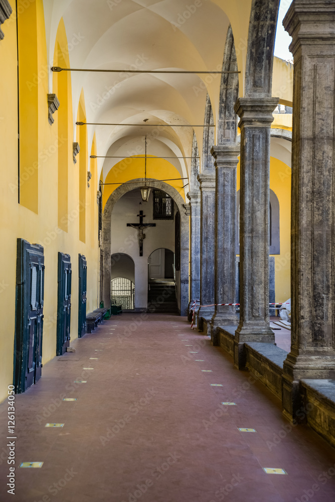 the cloister of San Gregorio Armeno