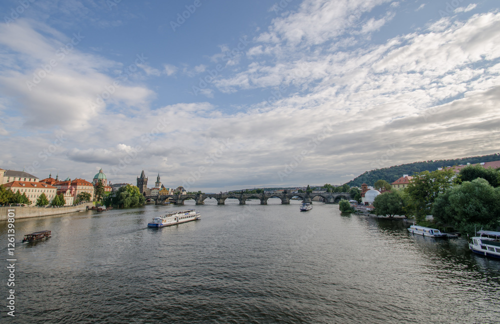Blick auf die Prager Burg und die Karlsbrücke