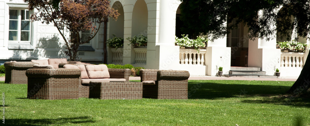 Meble ogrodowe rattan 1