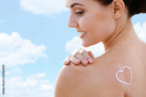 Woman with sun protective l...