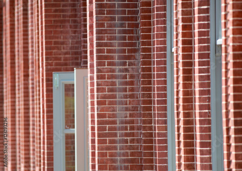 Brick wall pattern from side view