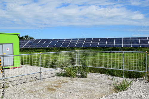 太陽光発電用ソーラーパネル