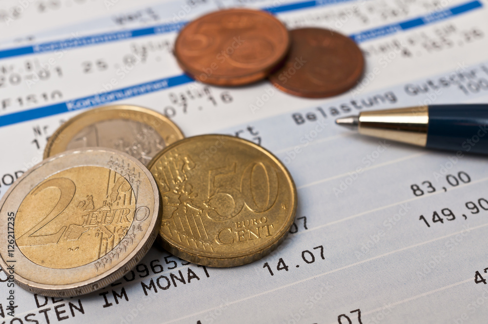 Kontoauszüge Banken Stock-Foto | Adobe Stock