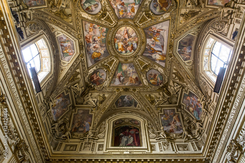 Basilica di Santa Maria in Trastevere  Rome  Italy