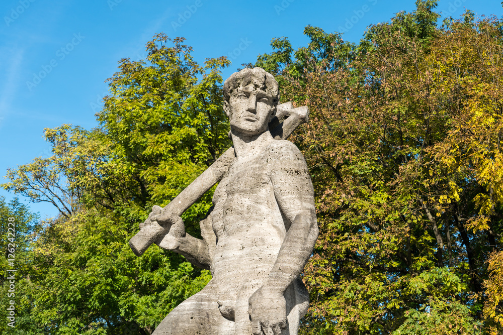 München - Statue im alten Botanischen Garten