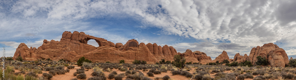 Skyline Arch in Arches National Monument, Utah Skyline Arch in Arches National Monument, Utah