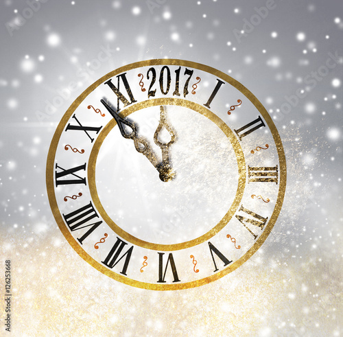 Silvesteruhr mit Funken