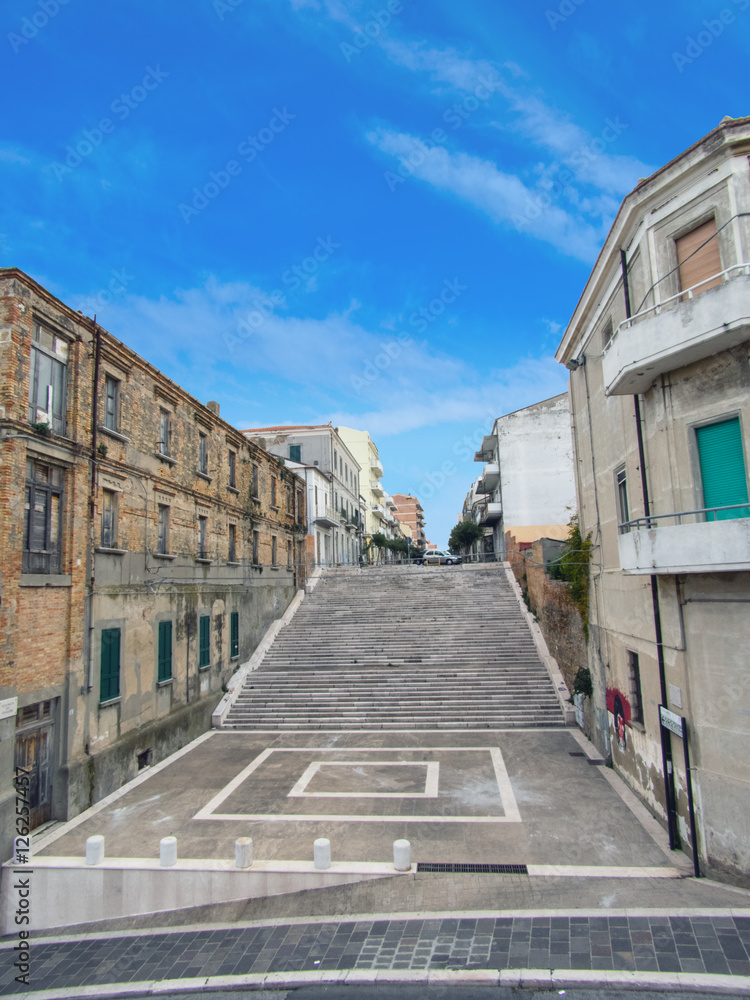 Termoli e la scalinata del centro storico