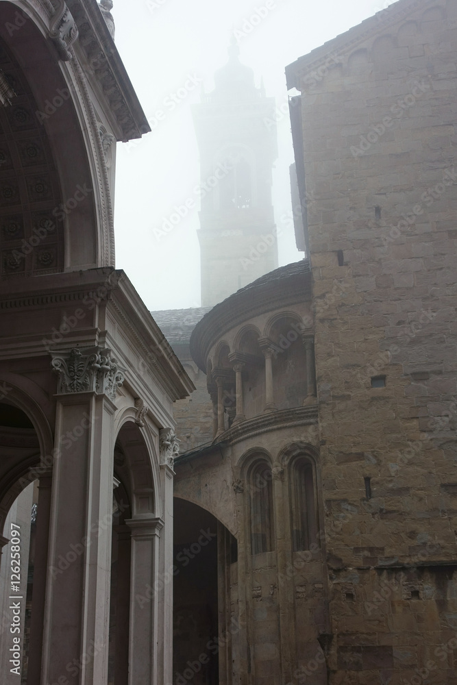 Santa Maria Maggiore (Basilic di Santa Maria Maggiore) in rain, Bergamo, Italy