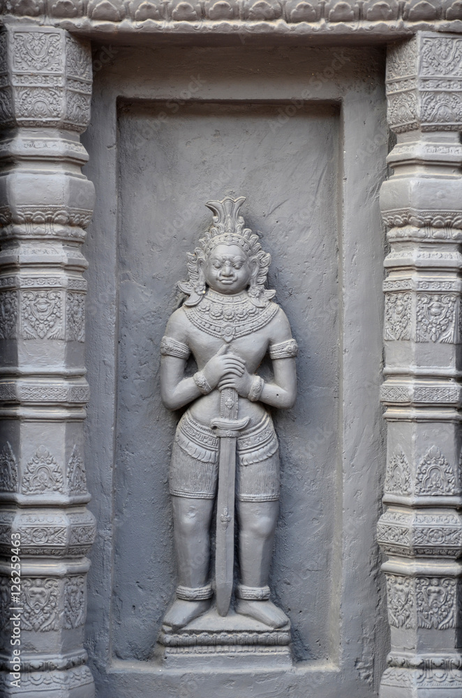 Apsara carvings status on the wall