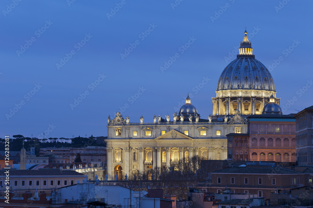 Night view at St. Peter's cathedral in Rome