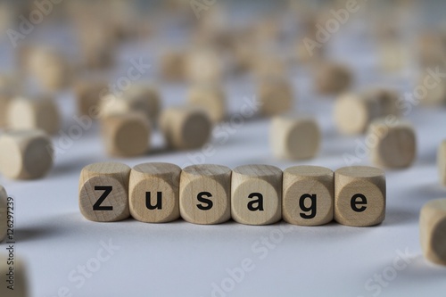 Fotografie Zusage - Holzwürfel mit Buchstaben