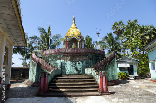 Shwemawdaw pagoda, the tallest pagoda and beautiful in Bago, Myanmar photo