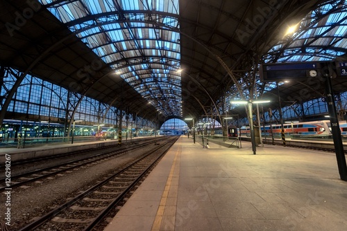 Fototapeta Naklejka Na Ścianę i Meble -  Railway station interior