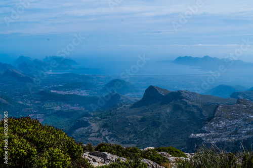 Beautiful panorama from the GR 221 Tramuntana mountains, Mallorca, Spain © fschuetz