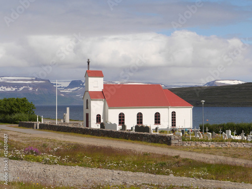 Kirche in Súðavík auf Island photo