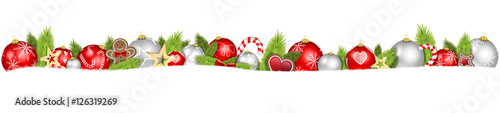 Weihnachten Deko mit Weihnachtskugeln, Sterne und Süßigkeiten isoliert