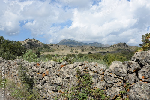 Landschaft bei Castiglione di Sicilia, sizilien photo