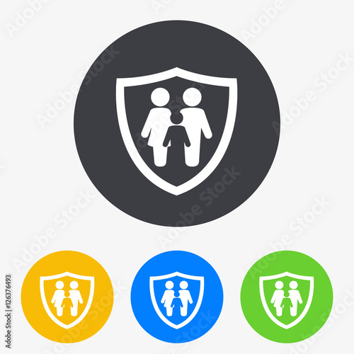 Icono plano familia con escudo en circulo varios colores