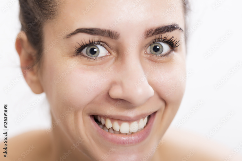 Obraz premium Portrait of a beautiful happy young woman