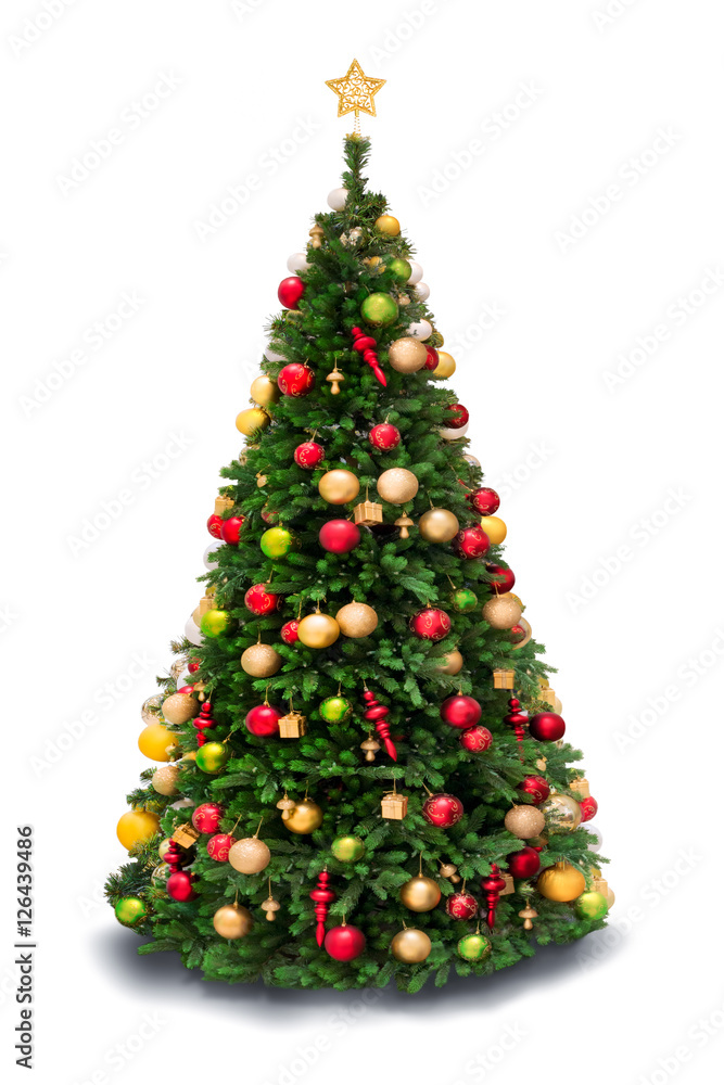 Geschmückter Weihnachtsbaum vor weißem Hintergrund Geschmückter Weihnachtsbaum vor weißem Hintergrund