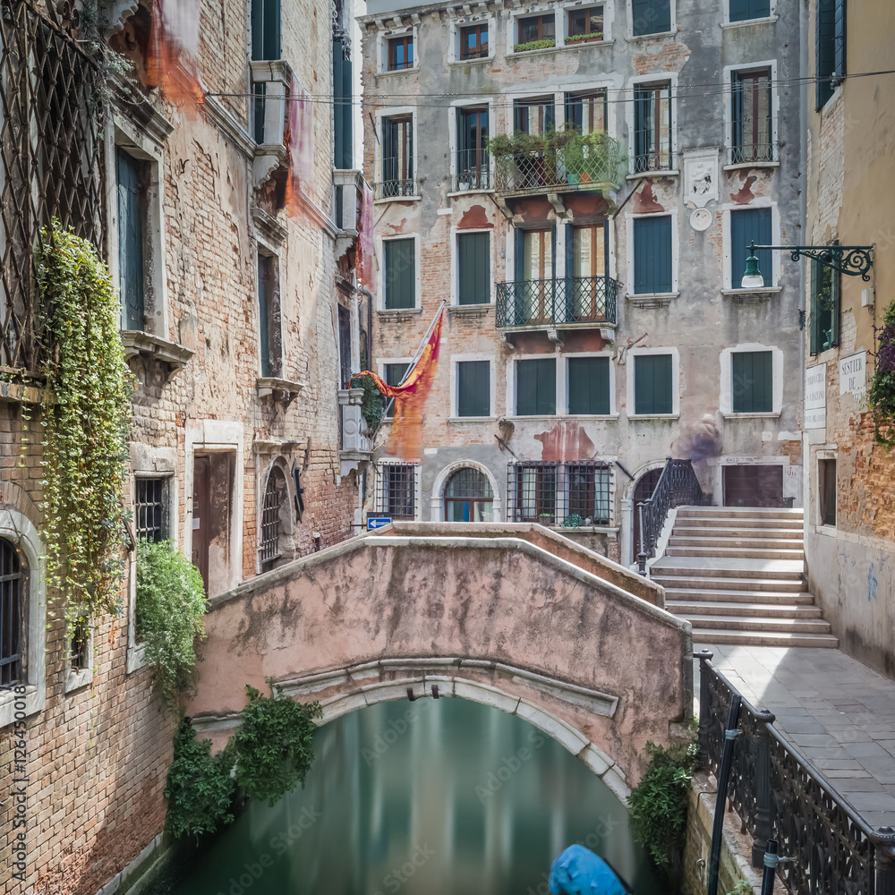 Fototapeta premium Vernice in slow motion