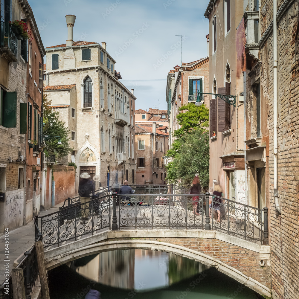 Fototapeta premium Vernice in slow motion