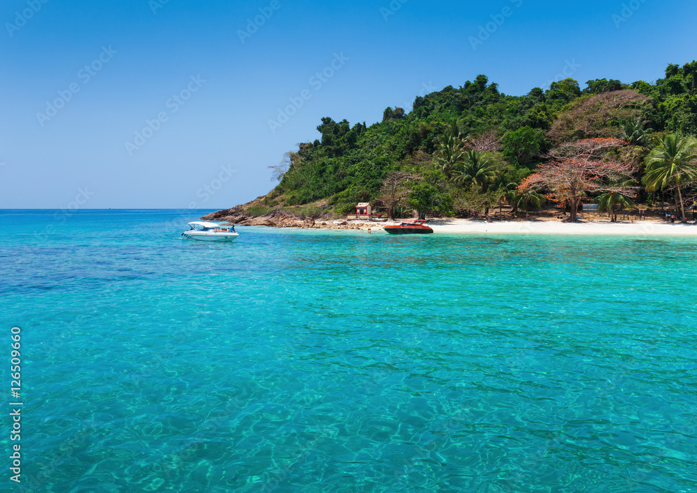 Fototapeta premium Tropical island in Thailand