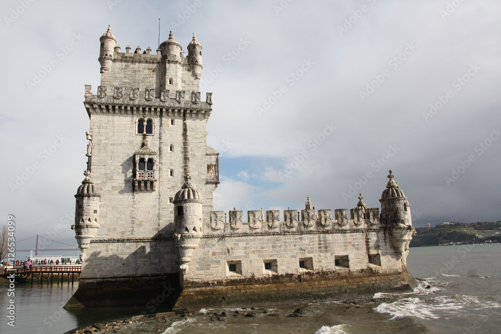 Lisbonne, la.tour de Belém et sa plate-forme
