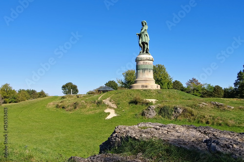 Fototapeta Vercingetorix-Denkmal - Vercingetorix monument in Burgundy