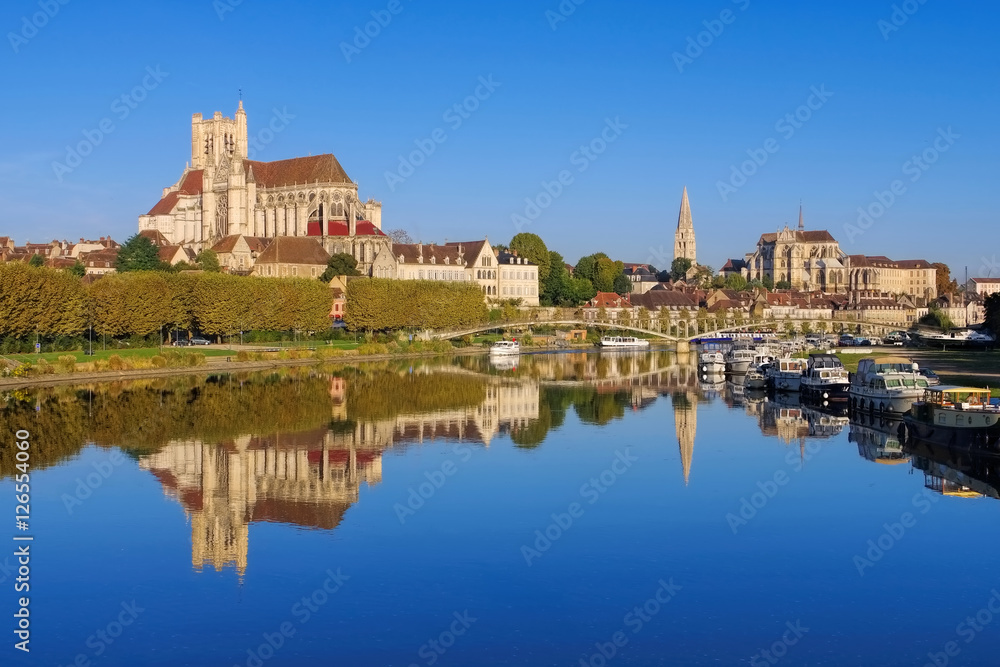 Auxerre - Auxerre, cathedral and Yonne river