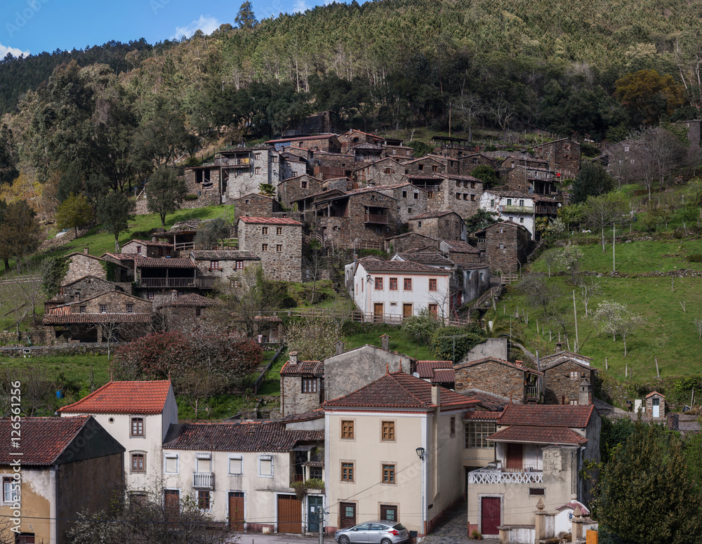 Obraz premium The schist village of Candal