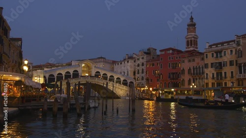 famous night illumination venice city rialto bridge grand canal bay panorama 4k italy

