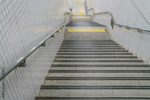 Fototapeta Naklejka Na Ścianę i Meble -  Staircase in subway station