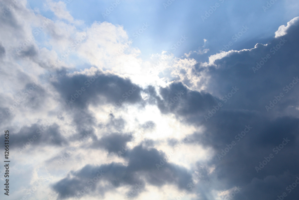 Fototapeta premium Sun in The Cloud