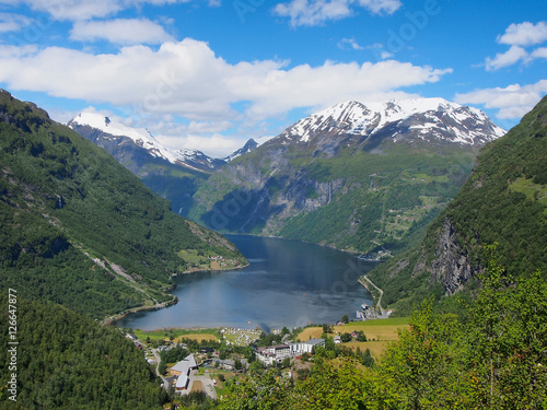 Fototapeta Naklejka Na Ścianę i Meble -  View to Geiranger fjord and eagle road. Beautiful Nature Norway.