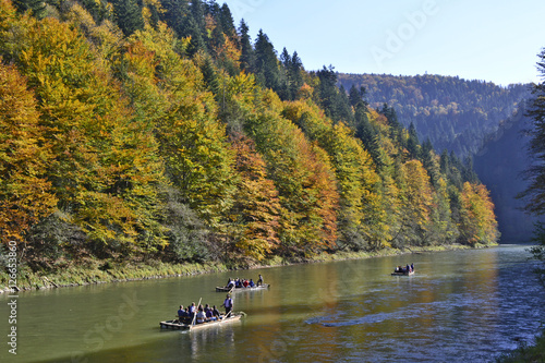 Spływ tratwami Dunajcem w Pieninach