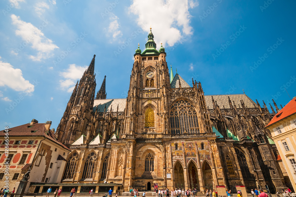 Fototapeta premium Saint Vitus Cathedral in Prague, Czech Republic