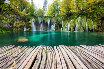 Tuinposter Watervallen Trapsgewijze watervallen Plitvice nationaal park Kroatië  © Kavita
