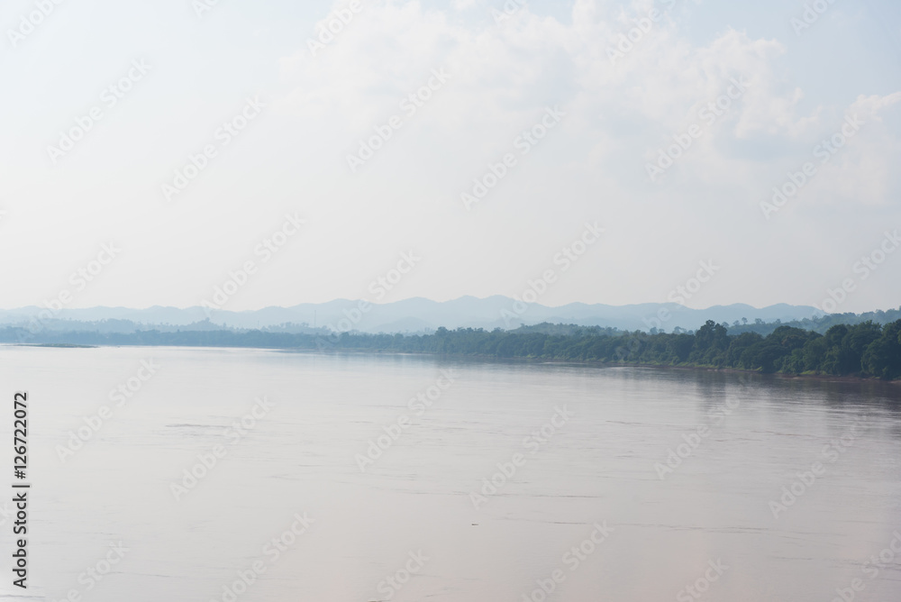 Travel around chiang khan Loei,The important water resources are the Mekong, Hueang and Loei Rivers