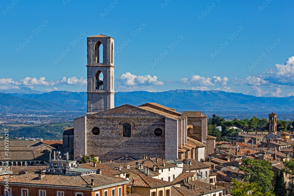 Perugia, Blick vom Giardini Carducci  auf Basilika di San Domenico