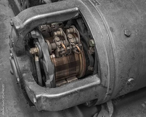 Φωτογραφία Electric elevator drive motor