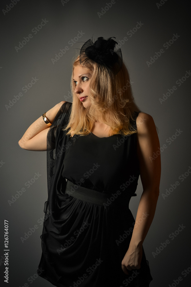 Fototapeta premium sexy girl in Studio 