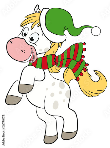 Niedliches Pferd in Winterkleidung