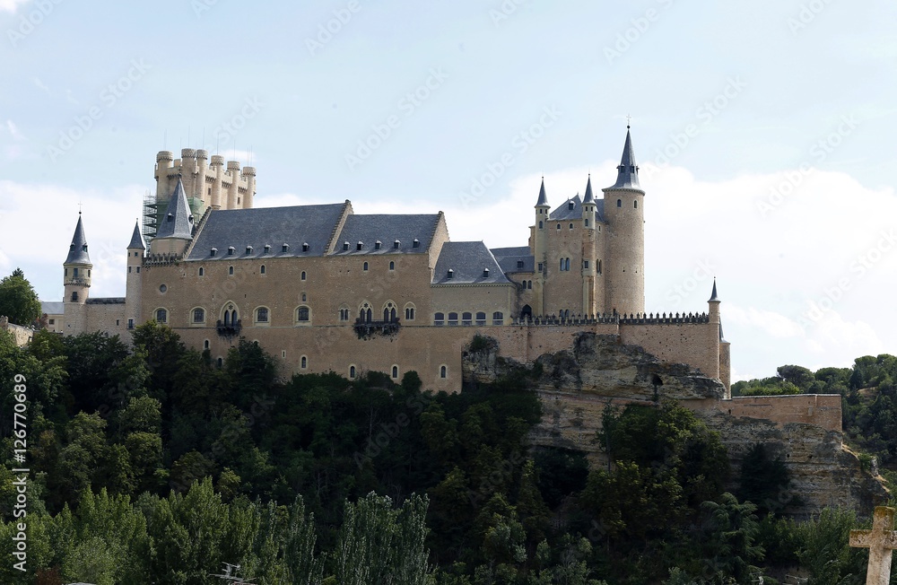  Alcázar de Segovia,Castilla y León, España ,castillo,fortaleza , palacio real,  prisión estatal, centro de artillería,academia militar y museo 
