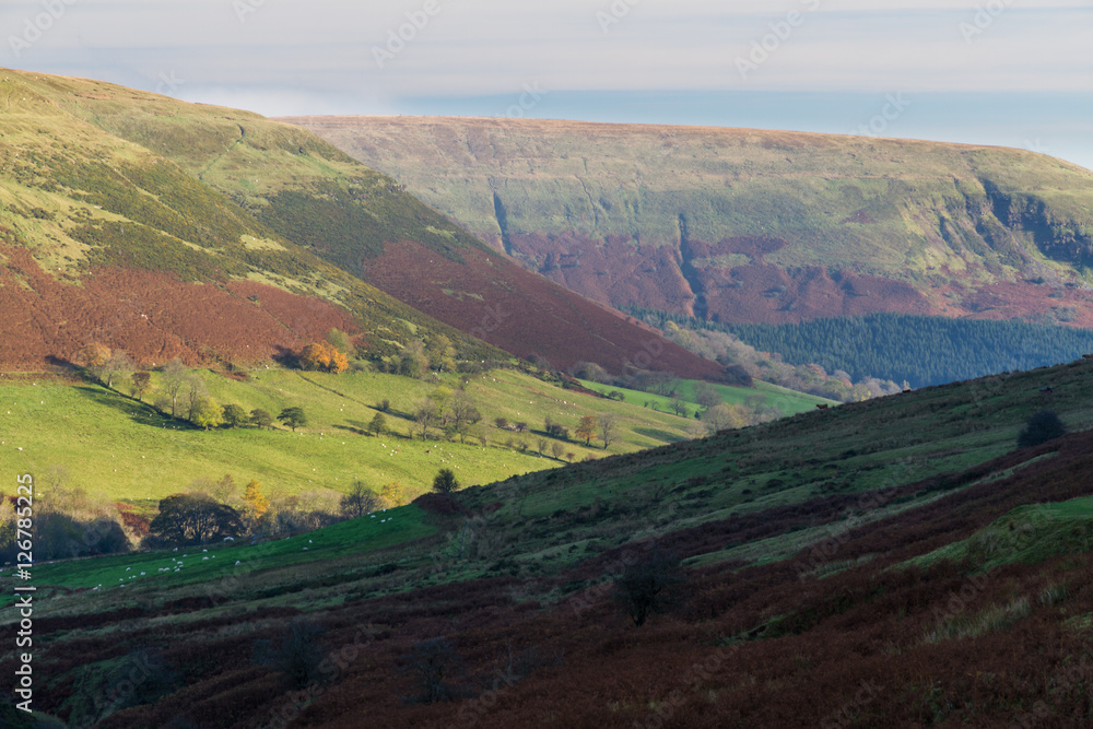 Fototapeta premium Evening in mountain valley, Britain