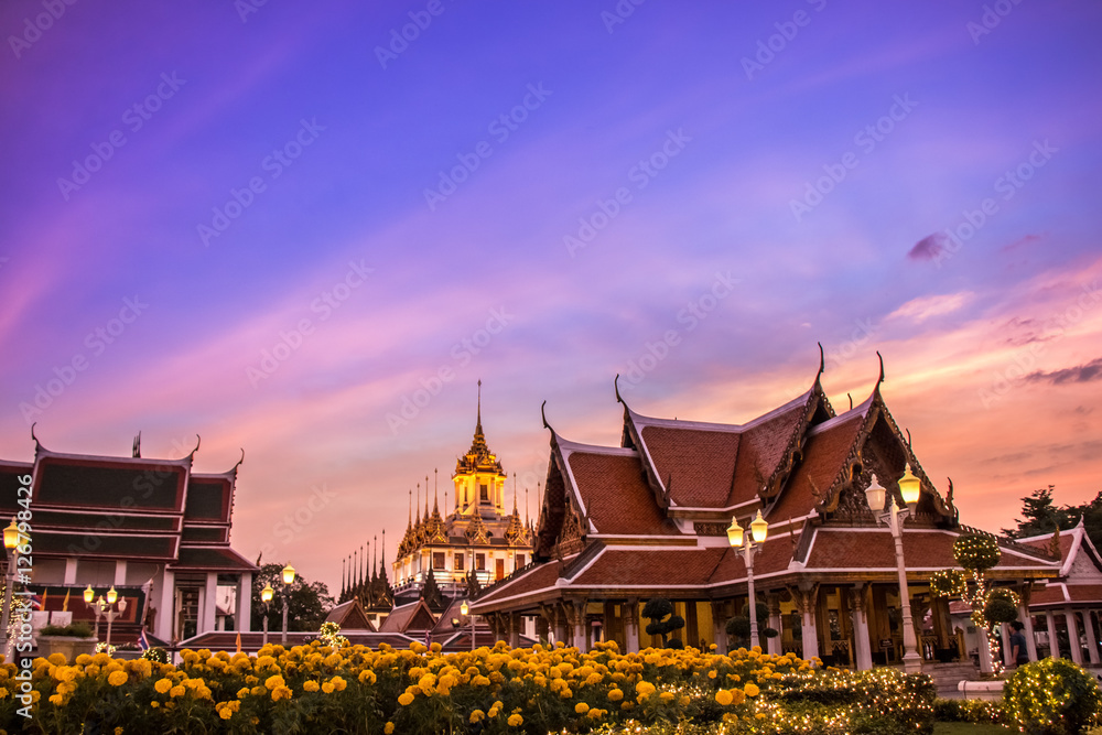 Wat Ratchanaddaram and Loha Prasat Metal Castle